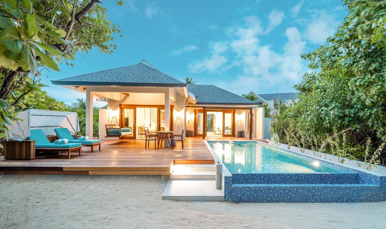Hideaway Beach Resort & Spa (Signature Collection)